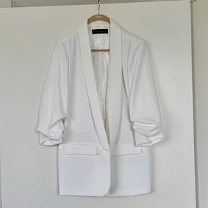 ‼️SOLD‼️ ZARA White Blazer XL